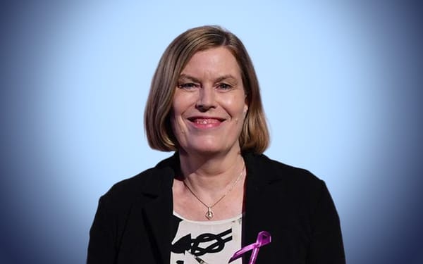 Dr Kerry Chant