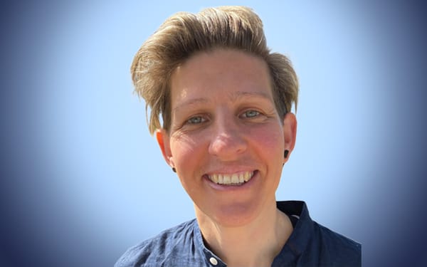 Dr Oli Meredith